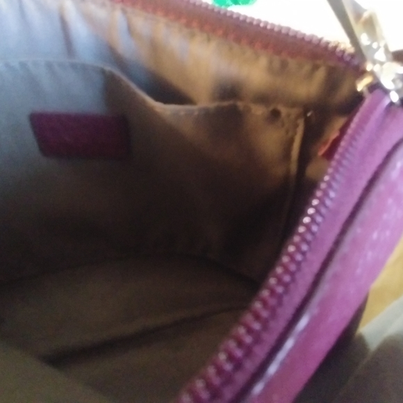 Bag - Picture 2 of 6